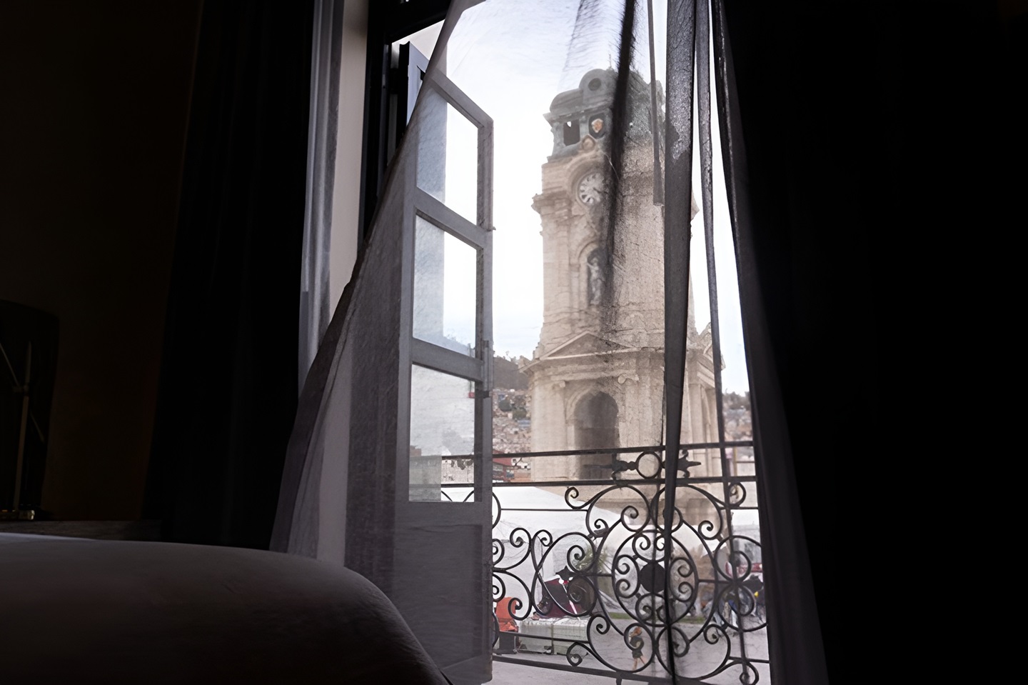 Hotel Real del Bosque Interior