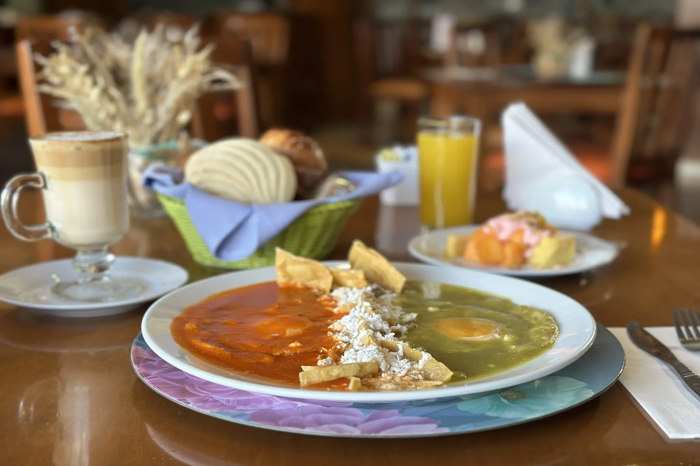 Hotel Real del Bosque Interior