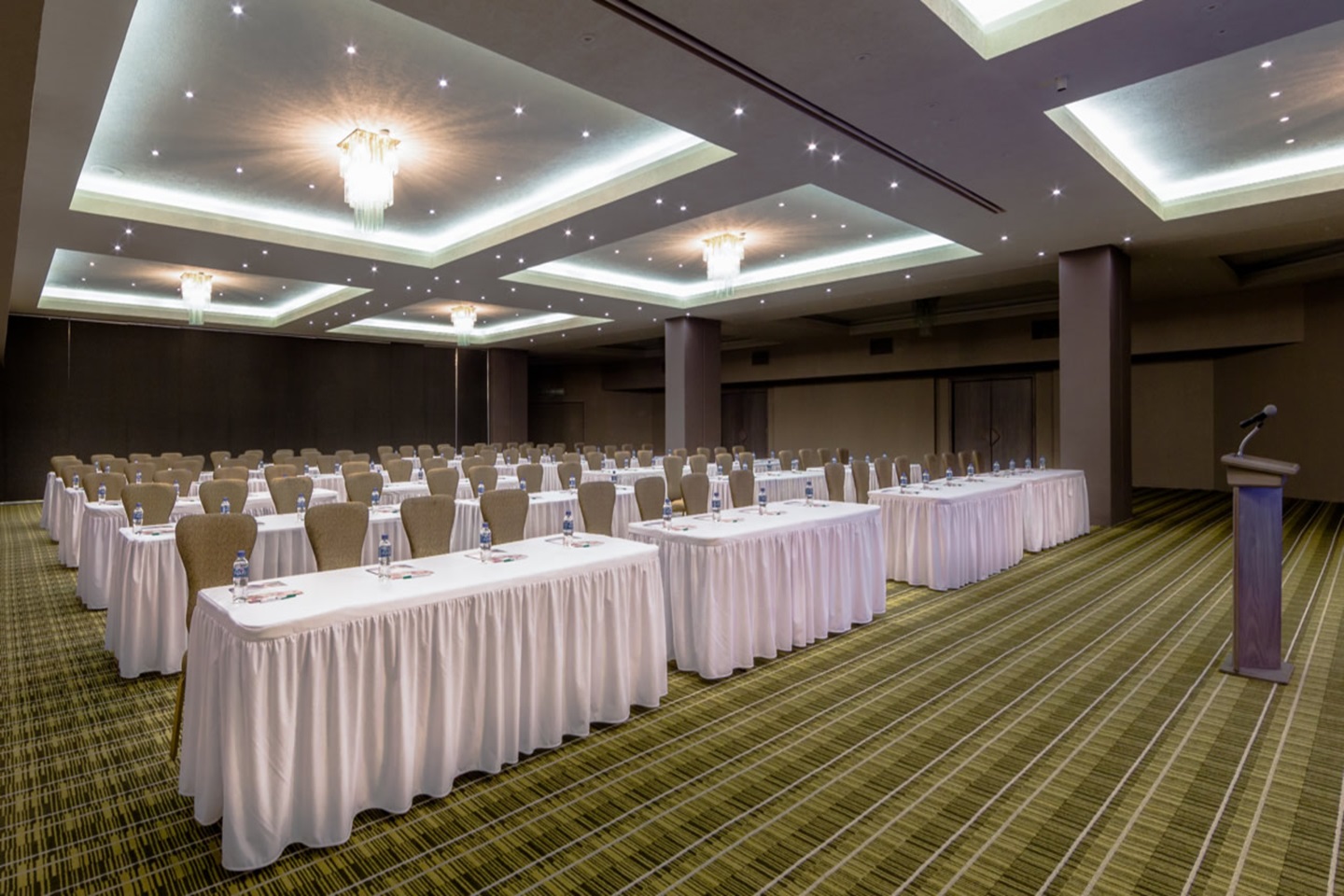 Hotel Real del Bosque Interior